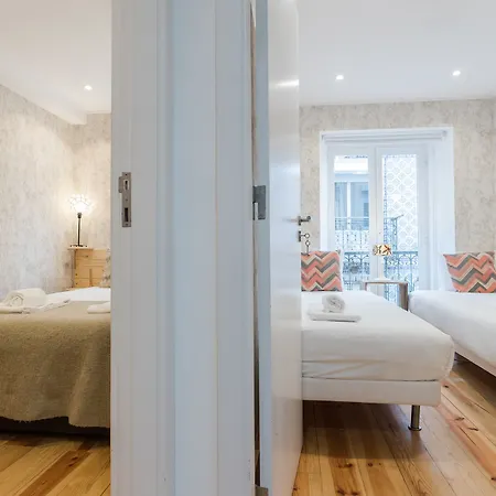 Liberty Patio By Lu Holidays Lisbon
